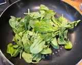 A picture of step 1 of Fluffy spinach omelette 🥚⏲.