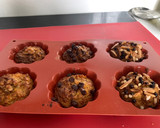 Foto del paso 2 de la receta: Magdalena saludables de zanahoria, almendras y chocolate