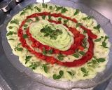 Une image de l'étape 6 de Salade de concombre et poivrons rouges grillés au basilic.