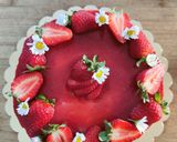 Foto del passaggio 8 della ricetta Cheesecake alle fragole