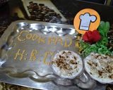 A picture of step 2 of Daal ke dahi bade.