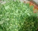 A picture of step 2 of Mathi matter pulav.
