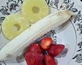 Une image de l'étape 6 de Biscuit roulé aux fruits 🍌🍓🍍.