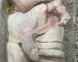 Foto del paso 1 de la receta: Pollo al horno con patatas con aliño árabe