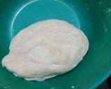 A picture of step 2 of Veg steam momos.