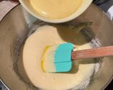 Une image de l'étape 8 de Gâteau-miroir en forme de cœur 3D, fourré à la fraise et à la mousse à la vanille.