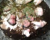 A picture of step 2 of Pork and onions in a wine sauce.