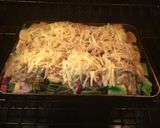 A picture of step 3 of California Farm Swedish Meatballs on Fresh Potato Chips.
