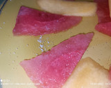 Foto del paso 2 de la receta: Carpaccio de sandía y melocotón, con sal