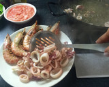 Foto del paso 5 de la receta: Patatas con langostinos y calamares