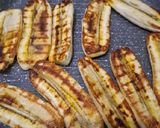 Foto langkah ke 1 dari resep Pisang epe keju khas Makassar.