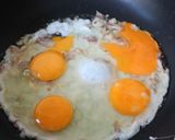 รูปขั้นตอนการทำที่ 2 ของ ไข่ผัดแตง🥚🍳🥒
