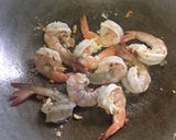 รูปขั้นตอนการทำที่ 1 ของ “ผัดหน่อไม้ฝรั่งกุ้งสด”