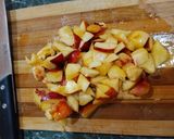 Foto del passaggio 1 della ricetta Frullato alle pesche e banane