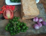 Foto langkah ke 1 dari resep Tumis Oncom Leunca.