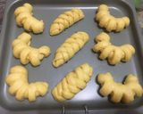 Foto langkah ke 9 dari resep Roti Empuk NCC Anti Gagal (+ cara melipat adonannya).