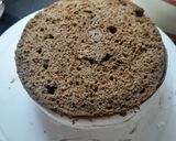A picture of step 4 of Chocolate Geode Cake with Pomegranate Seeds.