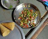 મસાલા પાપડ અને મસાલા પાપડ કોન (Masala Papad & Masala Papad Cone Recipe In Gujarati) રેસીપી સ્ટેપ5ફોટો