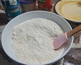 Foto del paso 1 de la receta: Pizza mega crocante con queso mozzarella y paleta,aceitunas