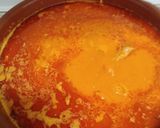 Foto del paso 6 de la receta Lomos de atún encebollado en salsa de piquillos