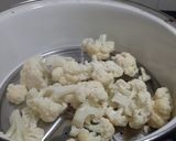 Foto langkah ke 7 dari resep Salmon Panggang dan Tumis Kembang Kol.