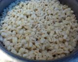 A picture of step 3 of Barley salad.