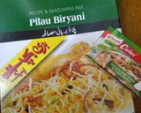 A picture of step 2 of Chatpata Chicken Pulao.