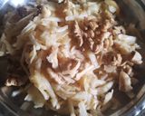 A picture of step 3 of Apple walnut salad.