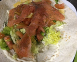 Foto del paso 3 de la receta: Wrap de salmón ahumado al aroma del eneldo
