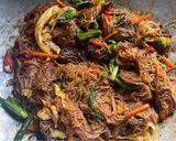 Gambar langkah 8 resipi Mee Hoon Goreng Daging.