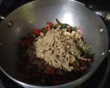 A picture of step 6 of Roti Poha.