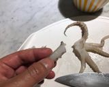 Foto del paso 2 de la receta: Kraken en su salsa(Cazuela simple de mariscos)