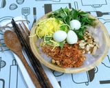 Hình bước làm 1 của món Bánh tráng trộn sốt me