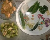 Foto langkah ke 1 dari resep Sayur loder Terong dan Tahu.