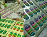 Foto langkah ke 6 dari resep Lidang Kucing Pelangi// Rainbow Cat's Tongue Cookies.