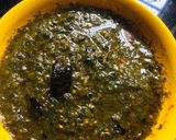 A picture of step 2 of Spinach curry.