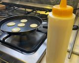 صورة لخطوة 2 من وصفة بانكيك هش ولذيذ🥞💗