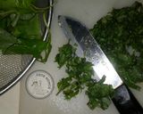 Foto langkah ke 2 dari resep Omelet Popeye.