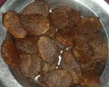 A picture of step 5 of Kuttu flour ke pakore.