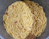 Foto del paso 5 de la receta: 🥓 Tortilla de fideos spaghetti con panceta y cebolla de verdeo 🥓