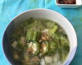Foto langkah ke 3 dari resep Sup Oyong Sawi Putih.