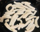 A picture of step 1 of Sauté Spinach and Calamari.