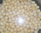 A picture of step 1 of Bihari Chickpeas.