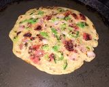 A picture of step 5 of Aate ka uttapam.