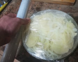 Foto del paso 2 de la receta: Tortilla de patatas con cebolla al microondas