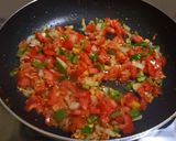A picture of step 3 of Mysore bhaji dosa.