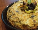 Foto del paso 5 de la receta: Tortilla de camagrocs y ajos tiernos