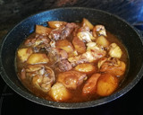 Foto del paso 6 de la receta: Pollo con manzana en salsa al vino tinto