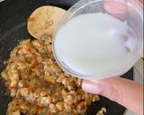Foto langkah ke 4 dari resep Sego Njamur Pedes (Nasi Jamur Pedas).
