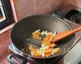 Foto langkah ke 5 dari resep Tumis Wortel Buncis.